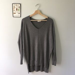 Oversized v-neck sweater tunic